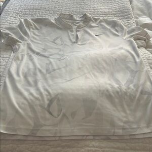 Nike‎ dri fit shirt